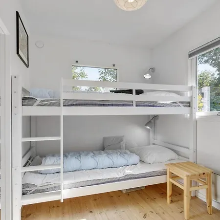 Gorgeous In Hyllinge With Kitchen Holiday home
