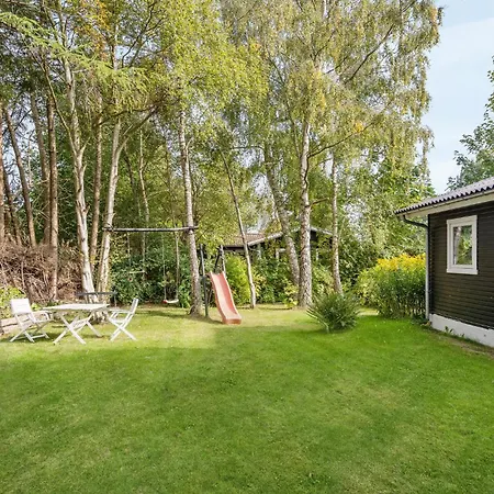 Gorgeous In Hyllinge With Kitchen *